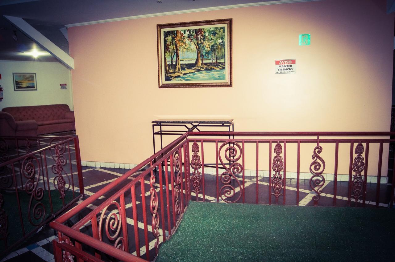 Cumbipar King Hotel Гуарульюс Экстерьер фото